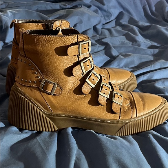 Spring Step Tan Lace Up Boots - Picture 2 of 3